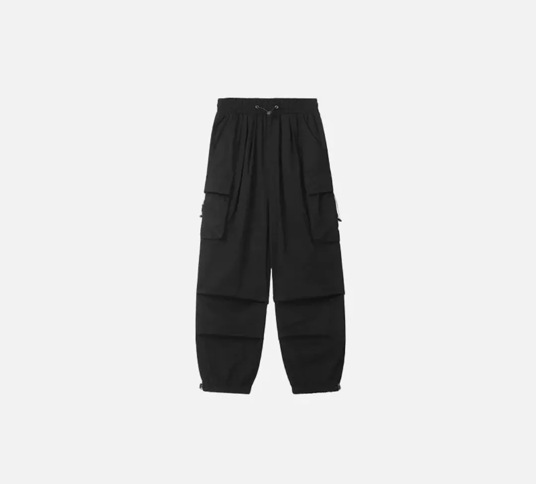 04 pockets cargo
