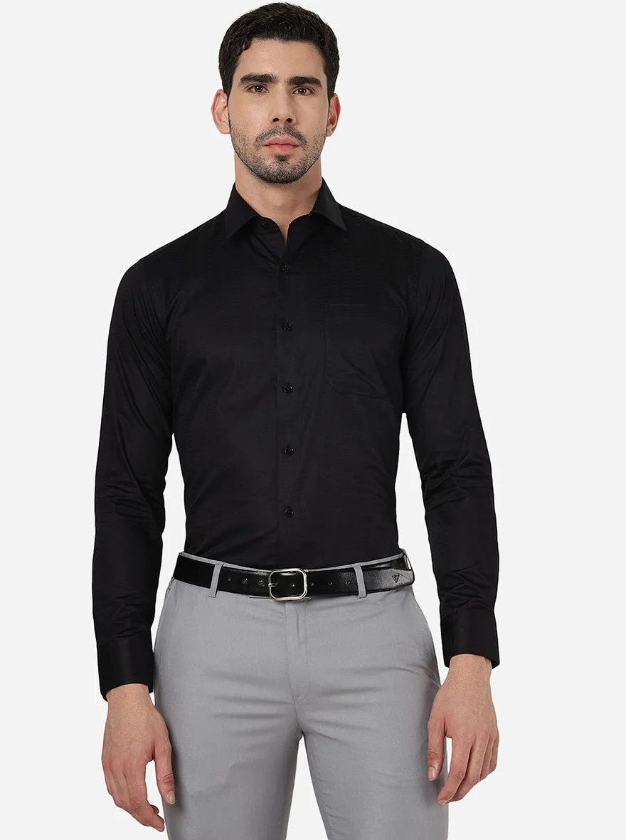 Black Solid Slim Fit Formal Shirt | JadeBlue
