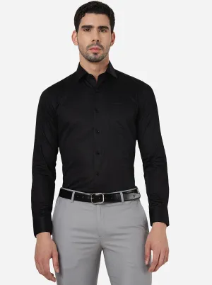 Black Solid Slim Fit Formal Shirt | JadeBlue