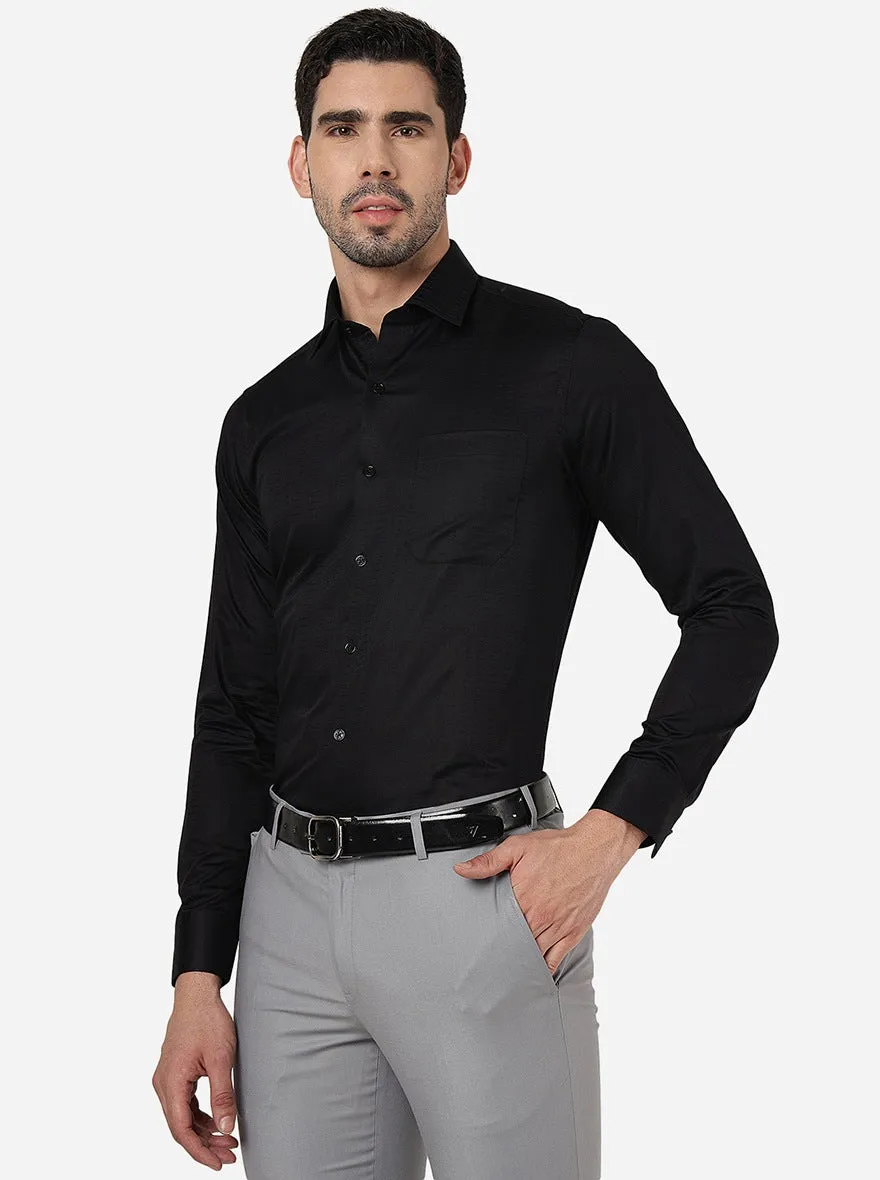 Black Solid Slim Fit Formal Shirt | JadeBlue