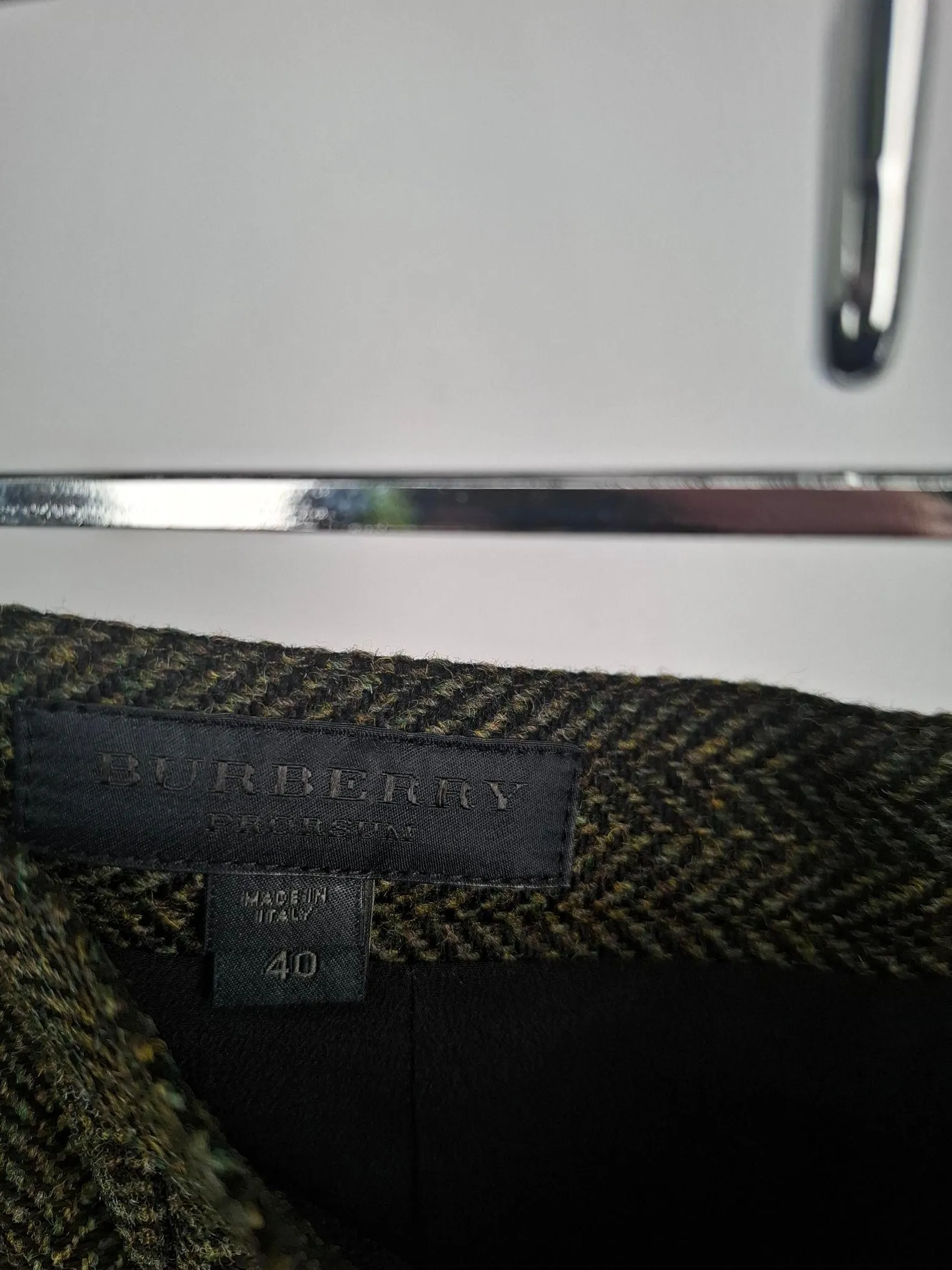 Burberry Prorsum Ruffled Midi Pencil Skirt in Green Wool
