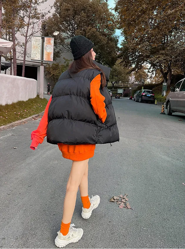 Cozy Solid Puffer Vest with High Collar and Pockets