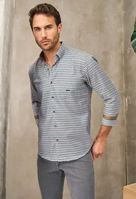 Dario Beltran Men's Mujica Long Sleeve Gingham Shirt Navy/White
