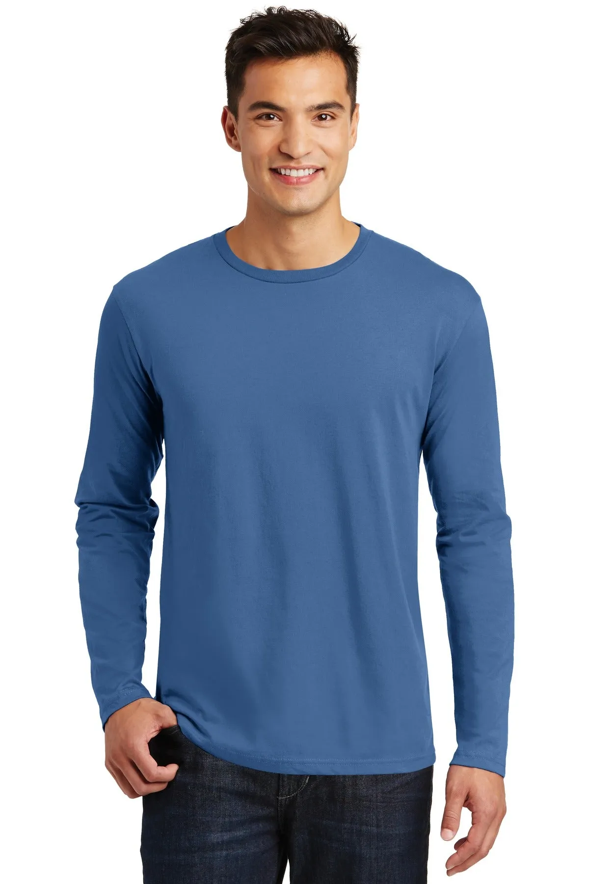 District ¨ Perfect Weight¨ Long Sleeve Tee. DT105
