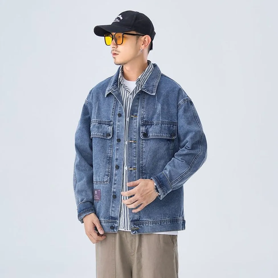 Double Stitched Solid Color Denim Trucker Jacket for Men with Cargo Style