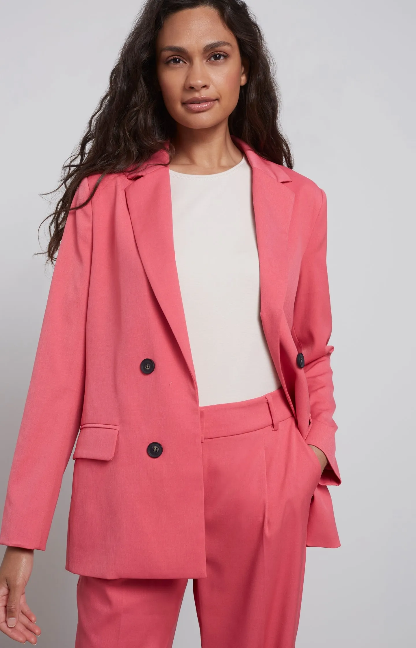 Faux double-breasted blazer with long sleeves and pockets