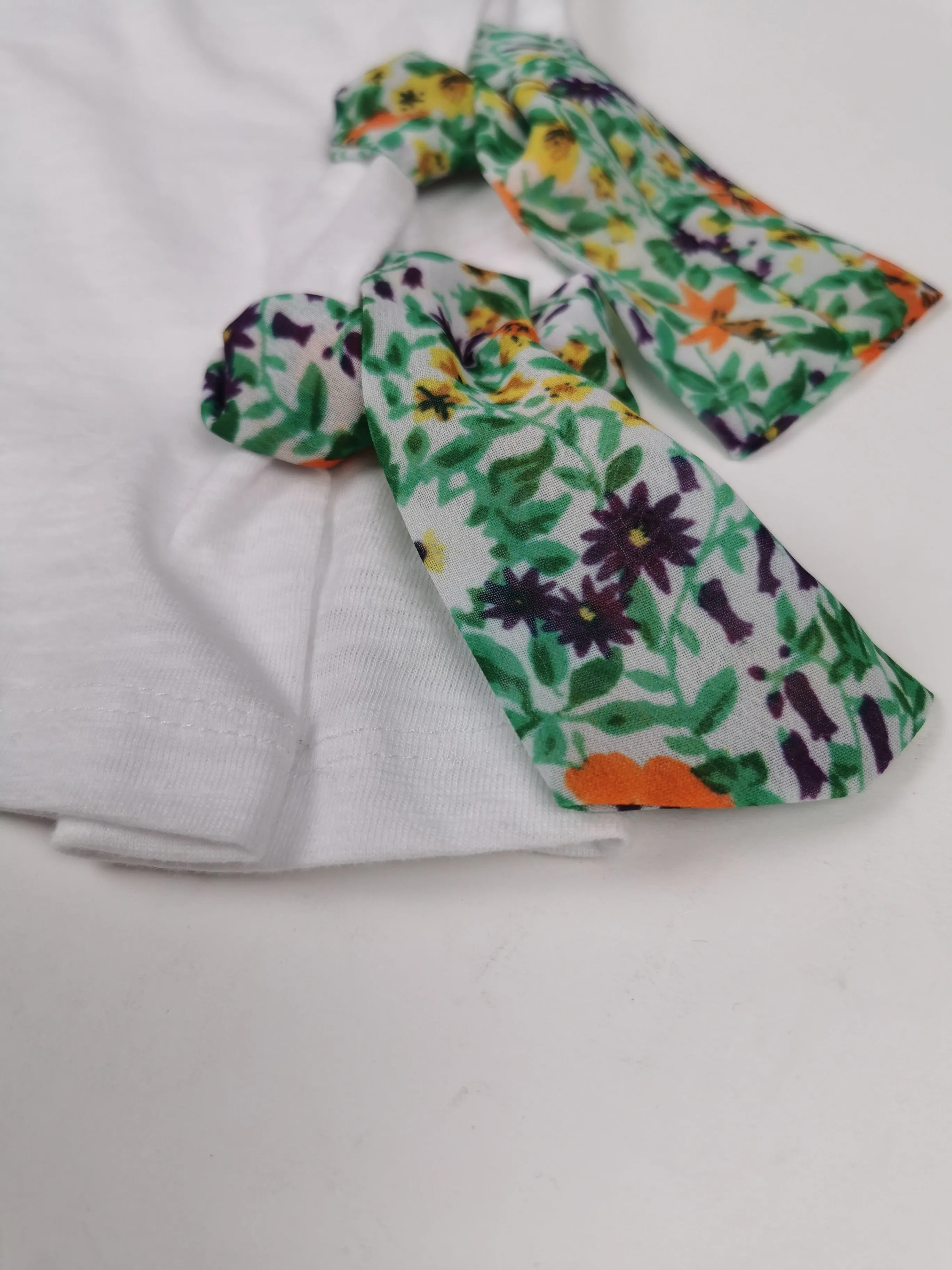 GIRL SIZE SMALL (8 YEARS) - DEX Kids, Soft T-shirt NWT B46