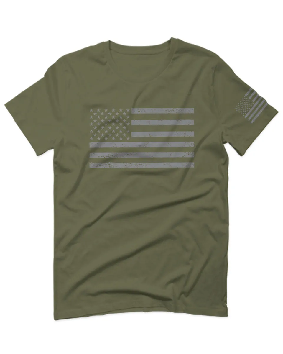 Gray America USA Patriotic American United States Vintage Flag For men T Shirt