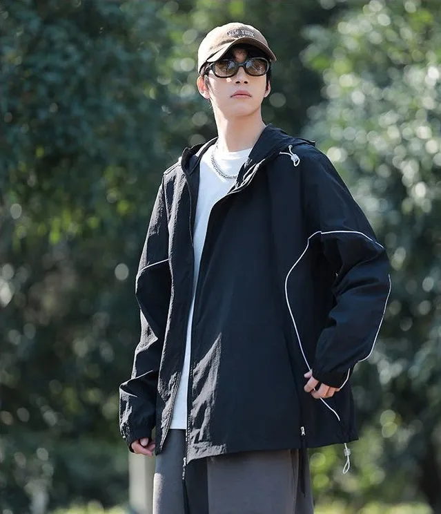 Hooded Graphic Print Windbreaker for Men with Zip Pocket