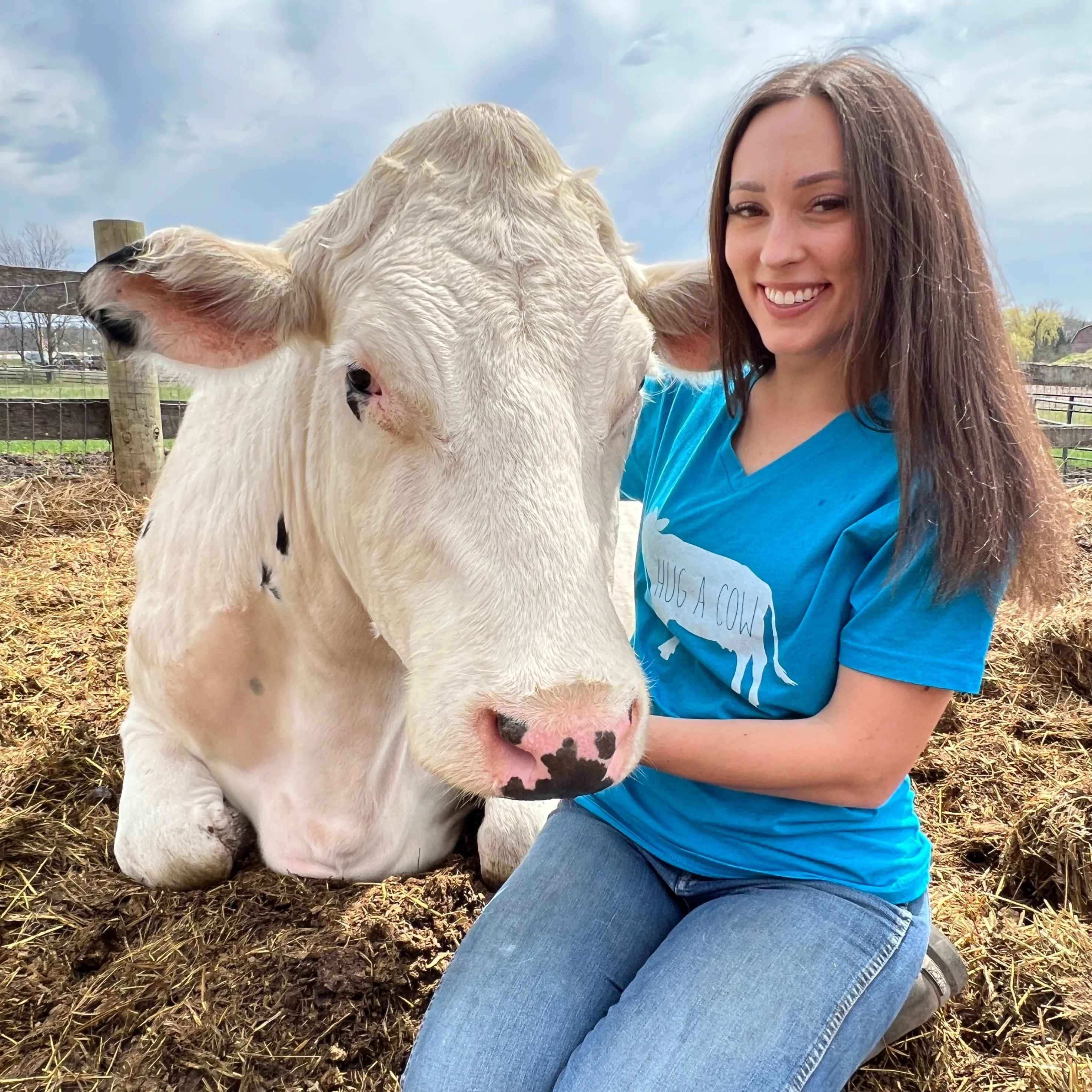 Hug a Cow Silhouette V Neck T-Shirt - Turquoise