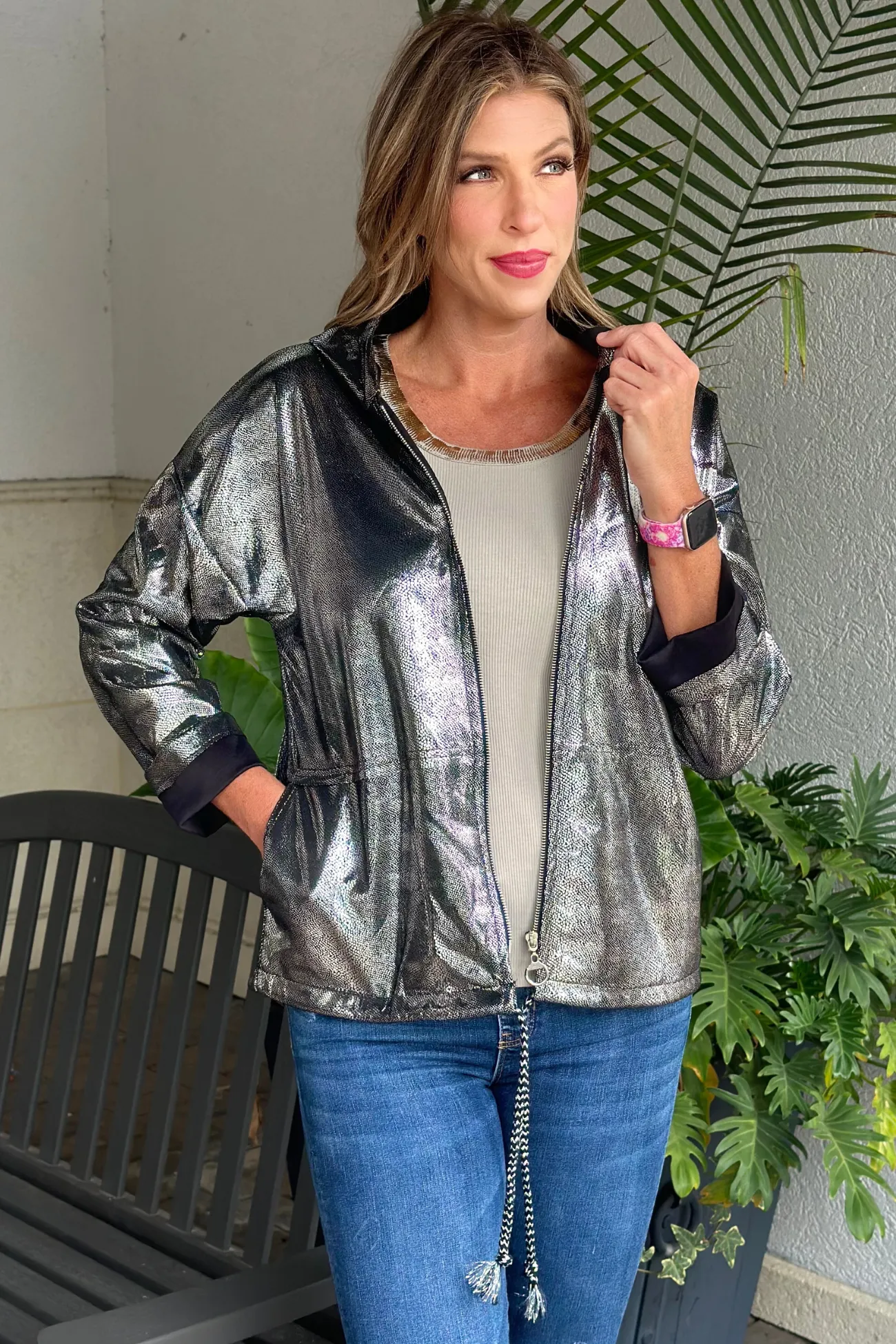Lights Out Shimmer Jacket-Black