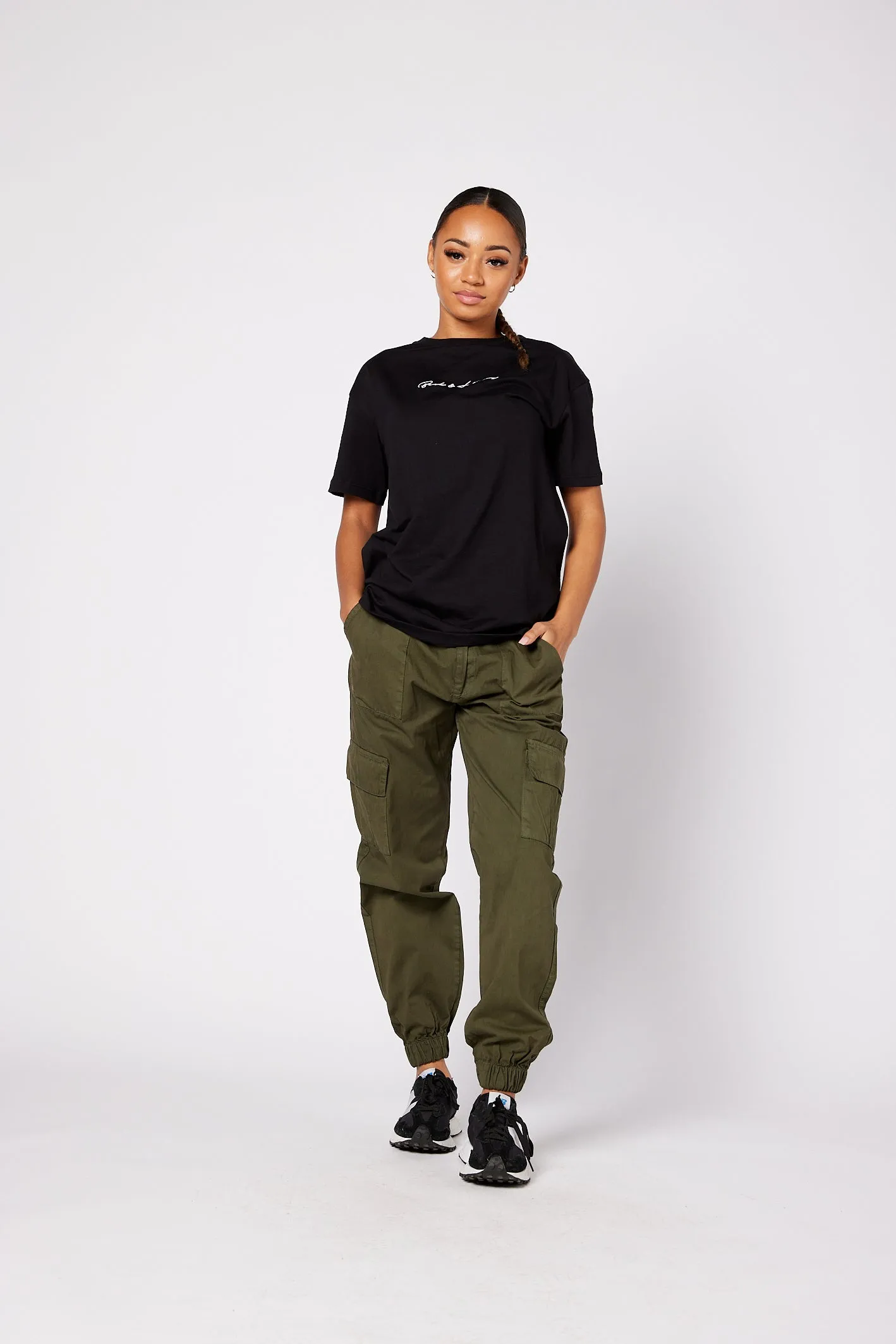LUNA T-SHIRT- BLACK