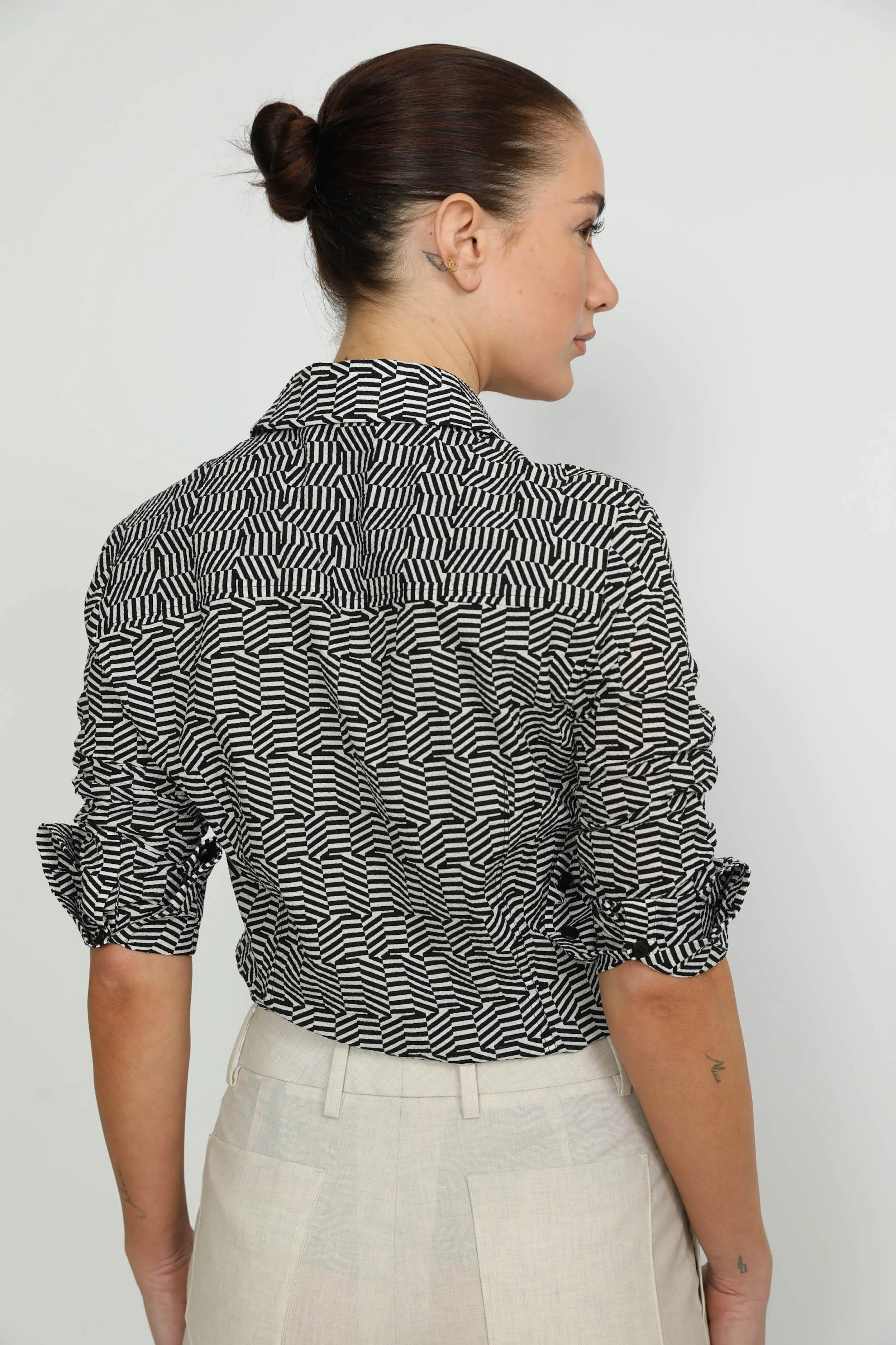 Mirandela Shirt - Mirandela Black & White Classic Fitted Shirt