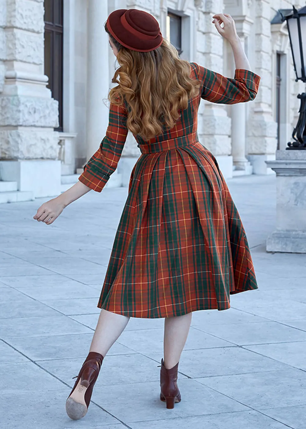 Miss Candyfloss Edrice Fire Tartan 50's Swing Jurk Overjas Oranje Groen