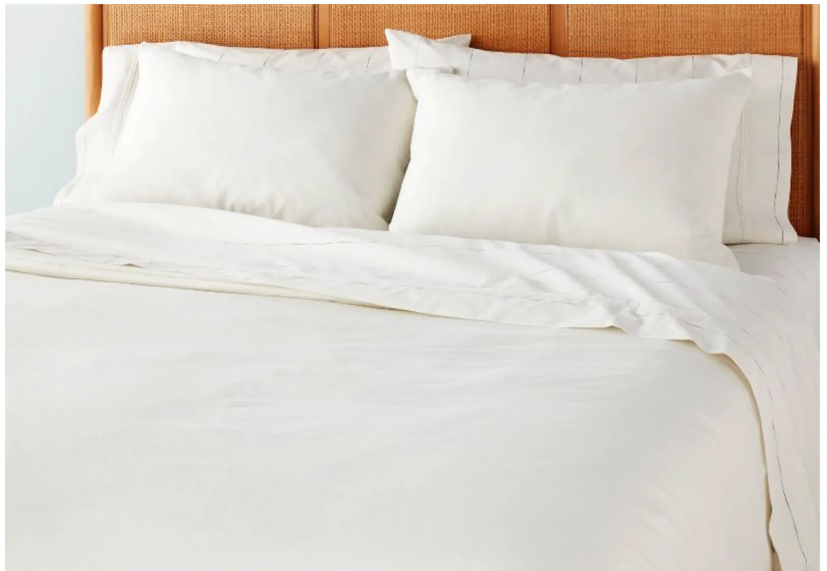New Great Quality Linen Blend Comforter Set by Hearth & Hand™ with Magnolia in Off White, Sz Full/Queen! Joanna Gaines Exclusive Collection! Retails $175 
