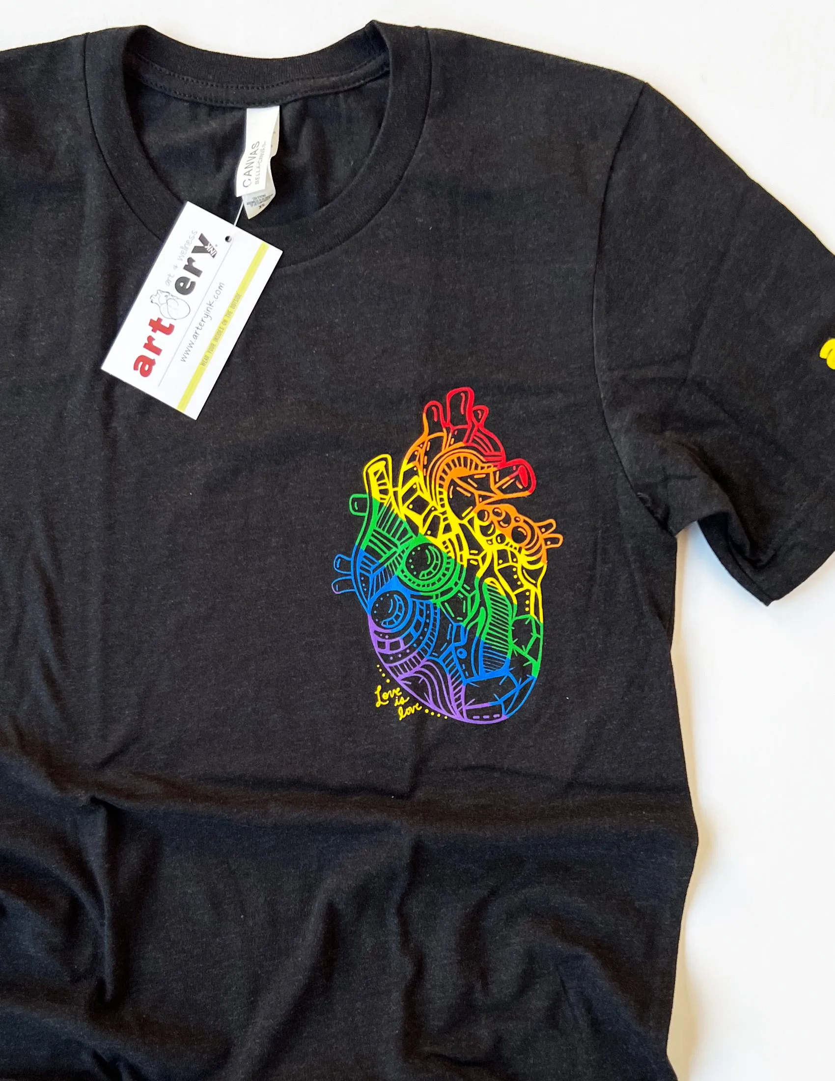 "Love is Love" Pride Heart Unisex T.Shirt