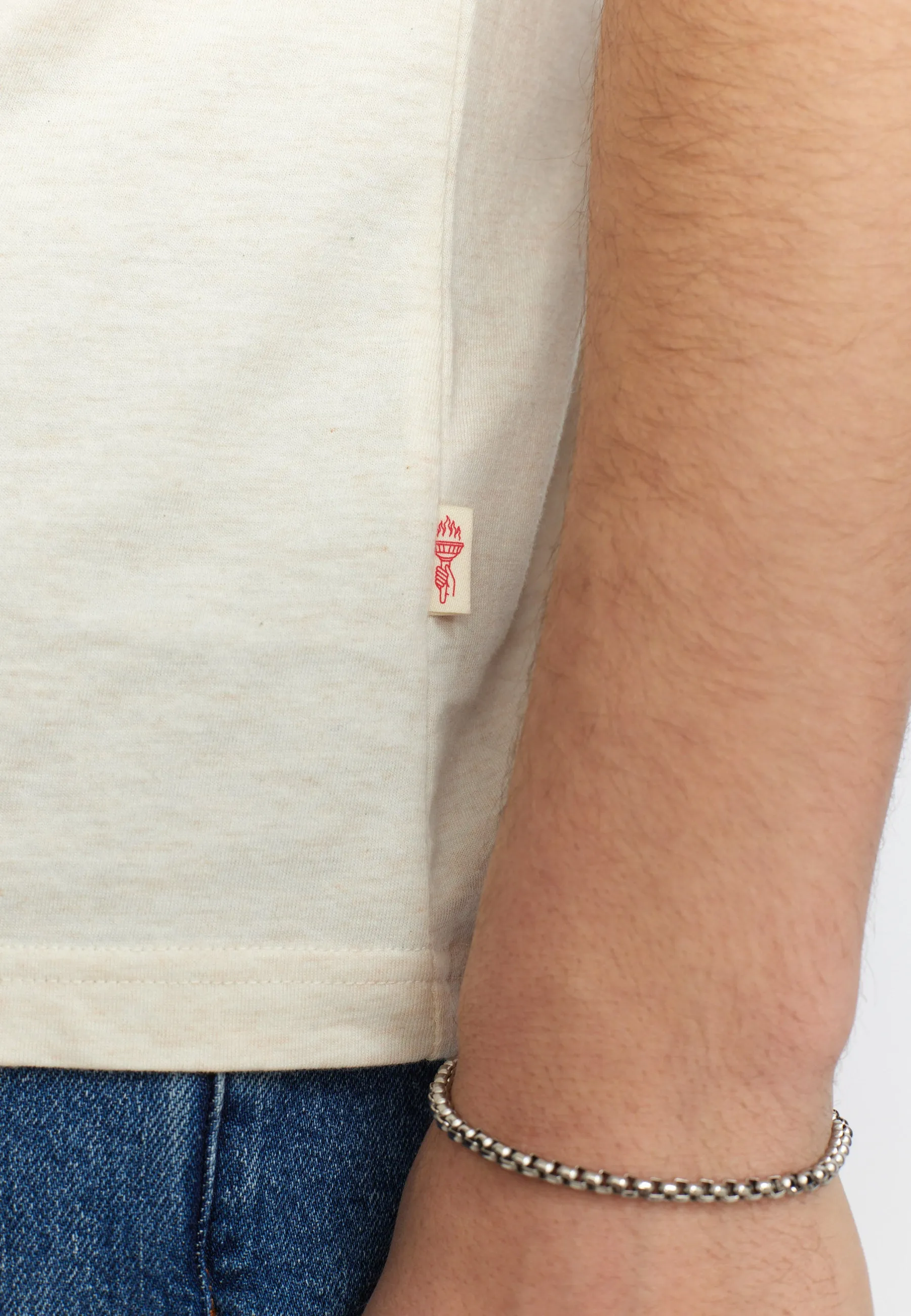 Regular T-shirt / 1051 - Offwhite