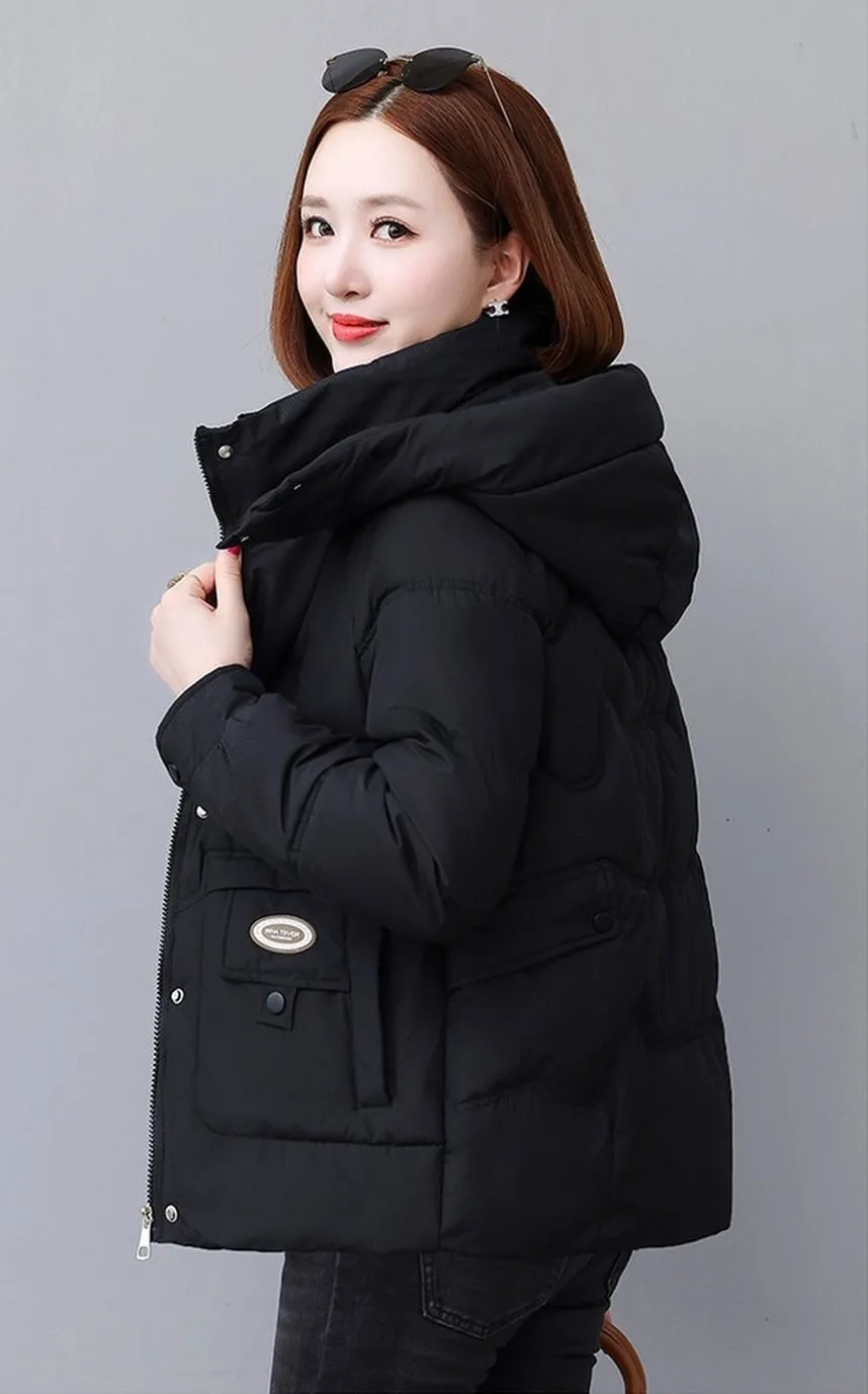 Relaxed-fit Quilted Puffer Jacket for Women with Full Zip