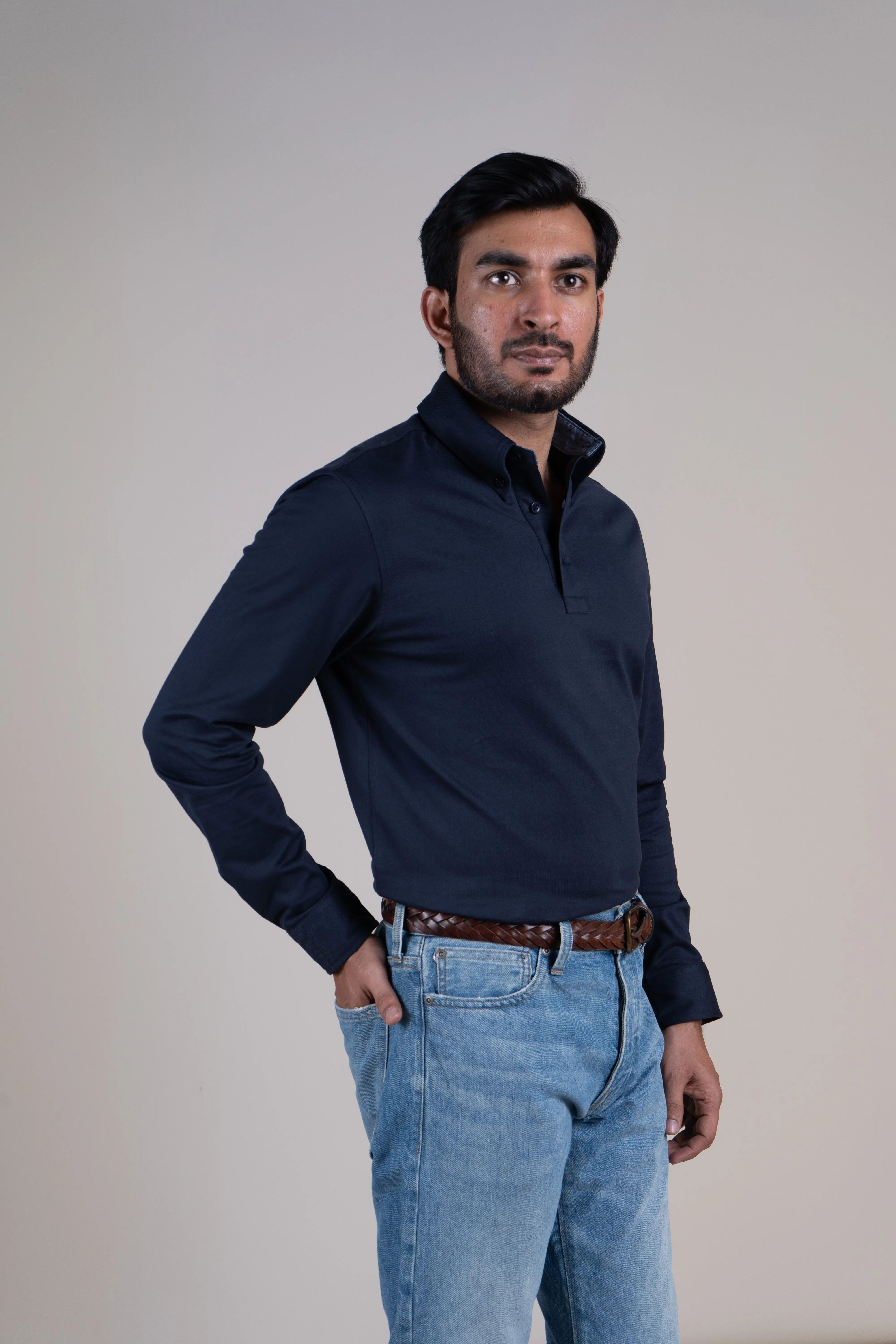 Rio in Button Down Collar