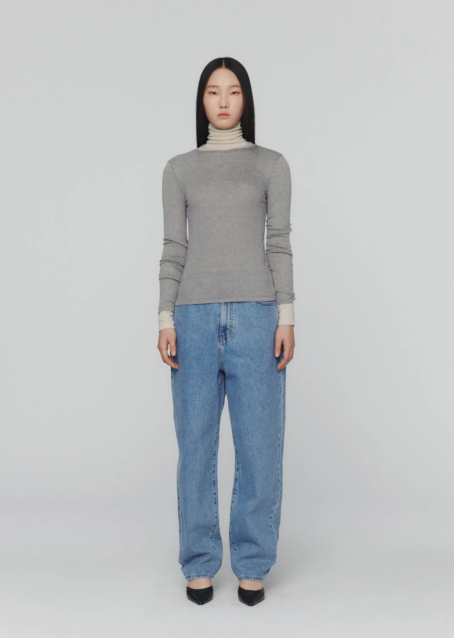 ROUND T-SHIRT