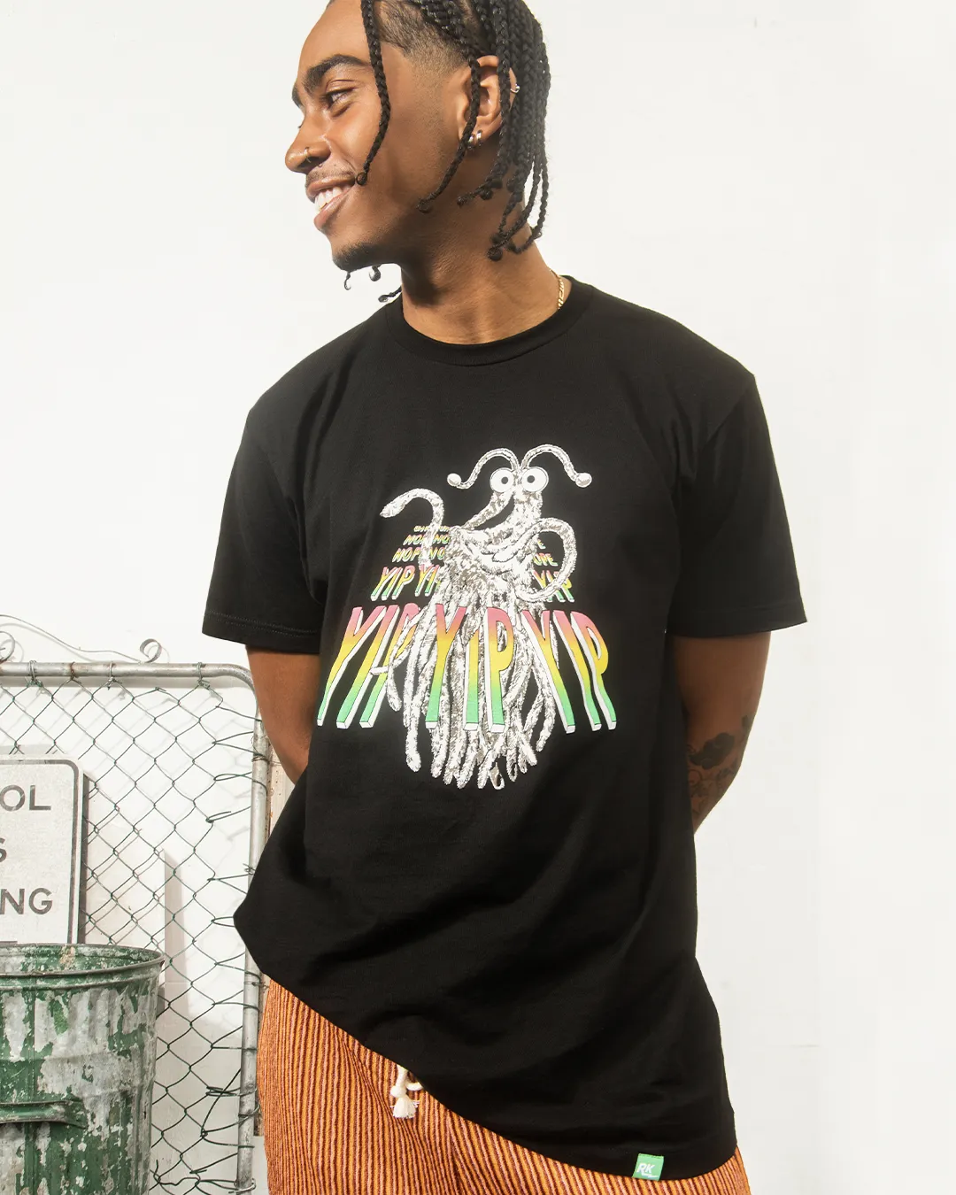Sesame Street Yip Yip T-Shirt - Black