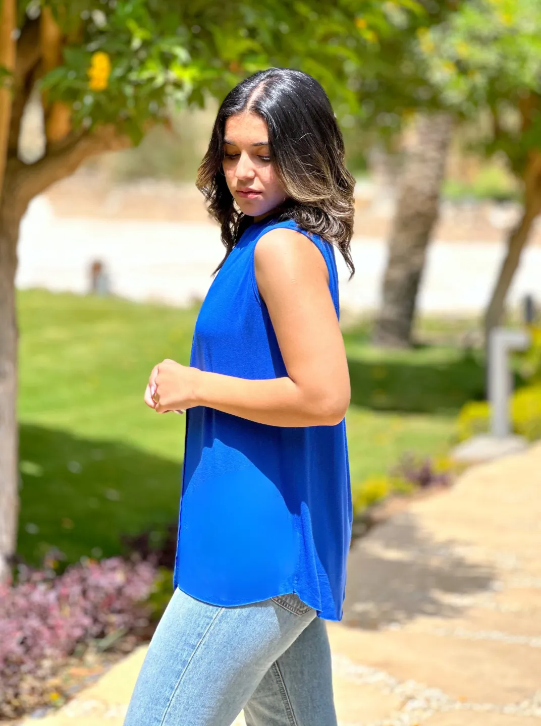 Sleeveless Round Neck T-Shirt
