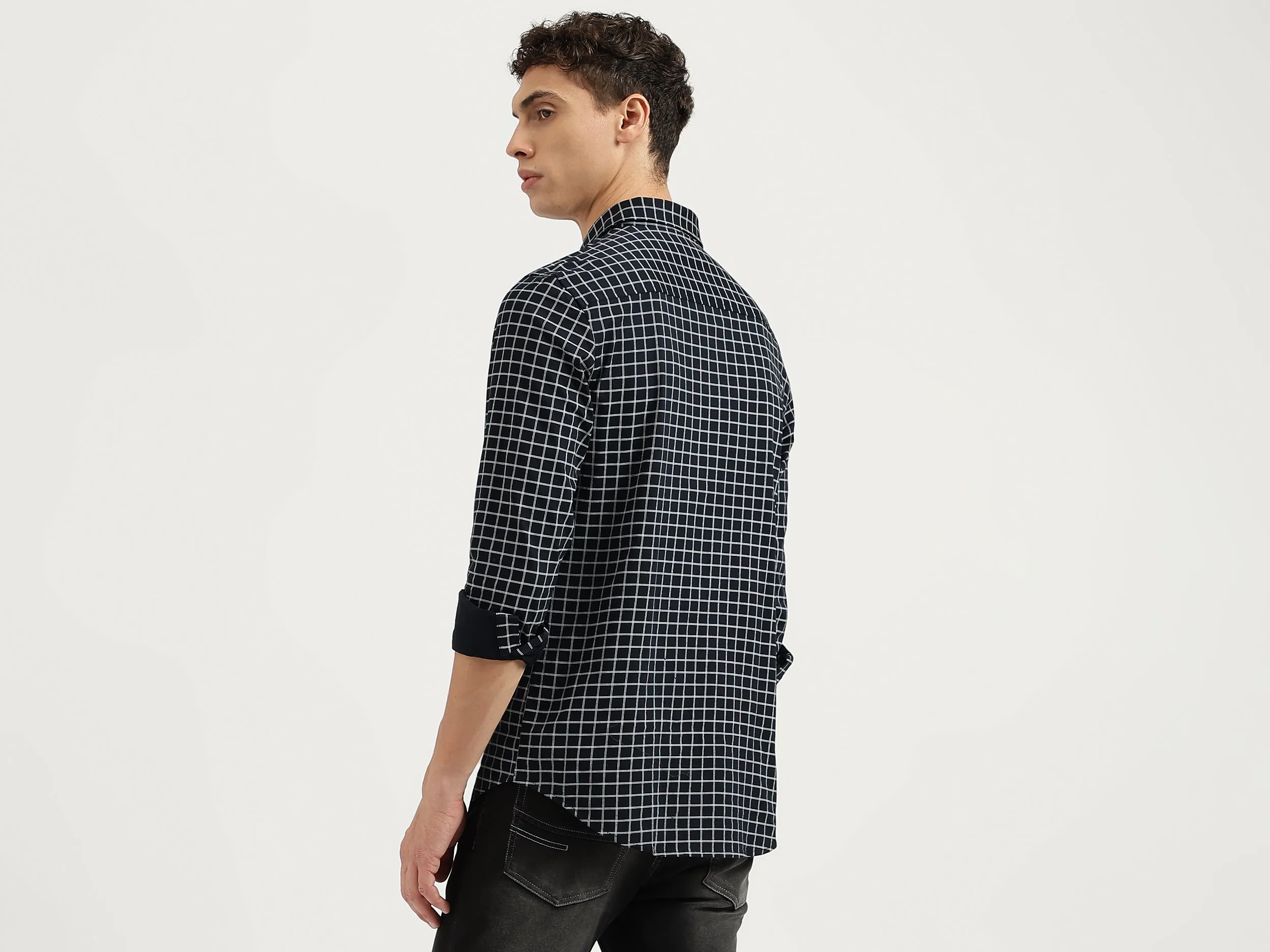 Slim Fit Spread Collar Checkered Shirts