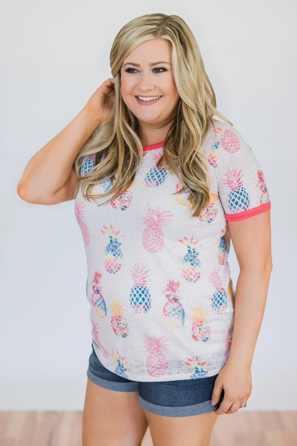 Stand Tall Pineapple Top