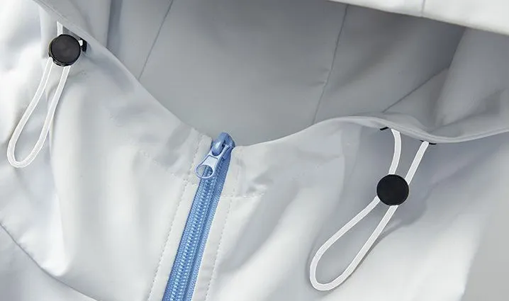 Stylish Hooded Raincoat Featuring a Relaxed-fit and Zippered Pocket