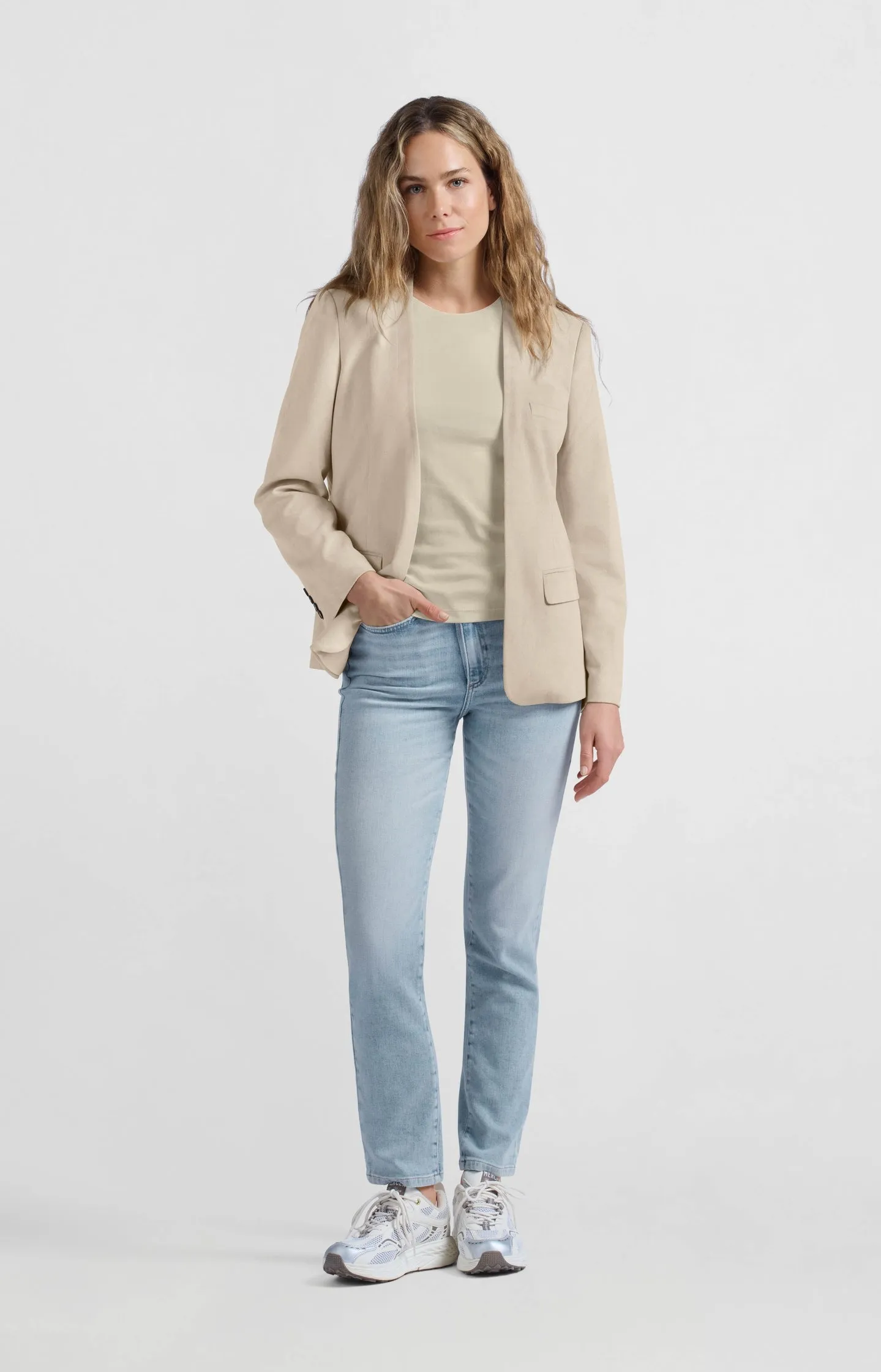 Suedine collarless blazer with regular fit