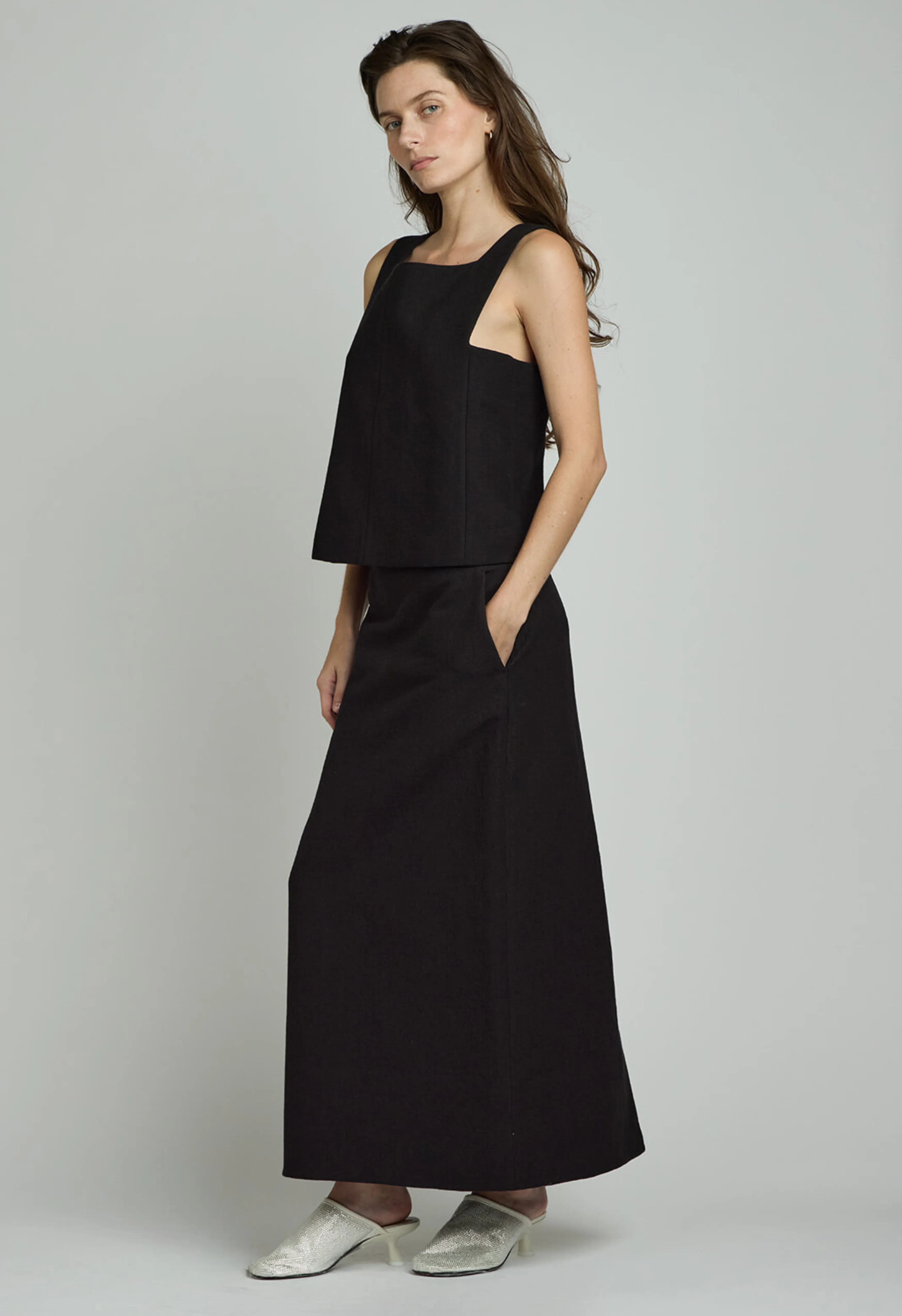 Trevy Tailored Skirt in Black