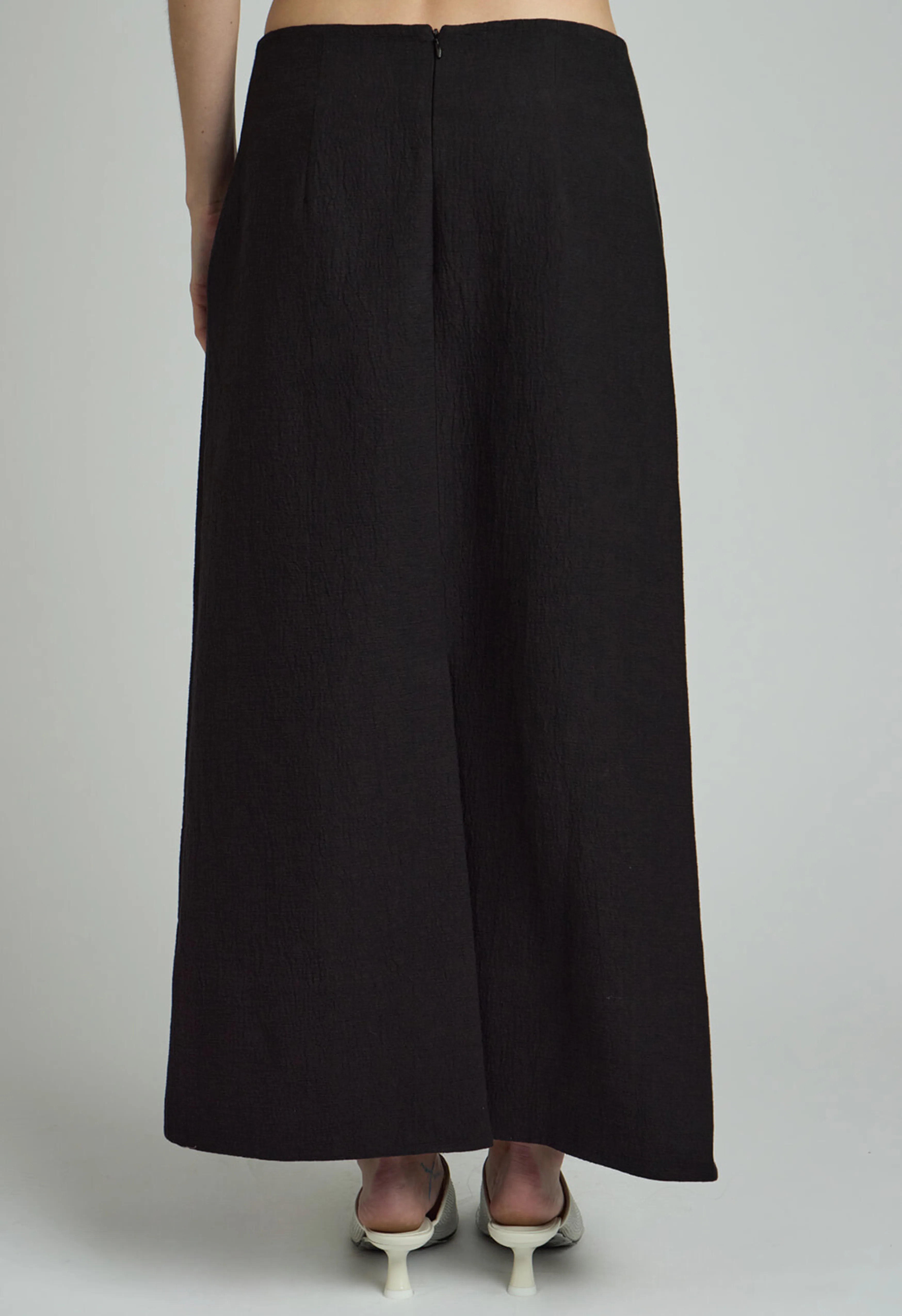 Trevy Tailored Skirt in Black