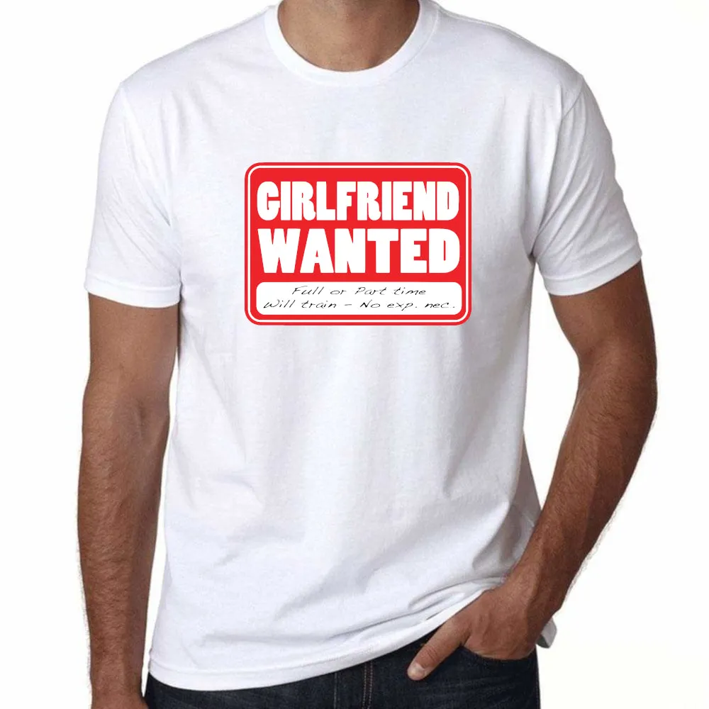 UT GIRLFRIEND WANTED Statement Unisex T-Shirt