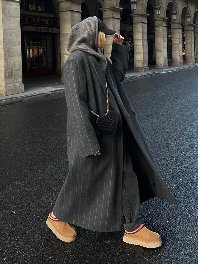 Yolie – long striped winter coat